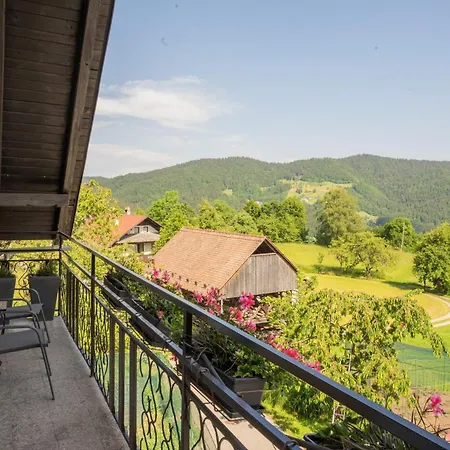 Apartma Pri Mici Javorje Apartmán Poljane nad Škofjo Loko